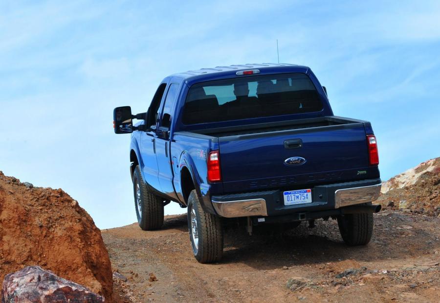  Ford F-250 Super Duty 2011 года  (фото 10 из 89)
